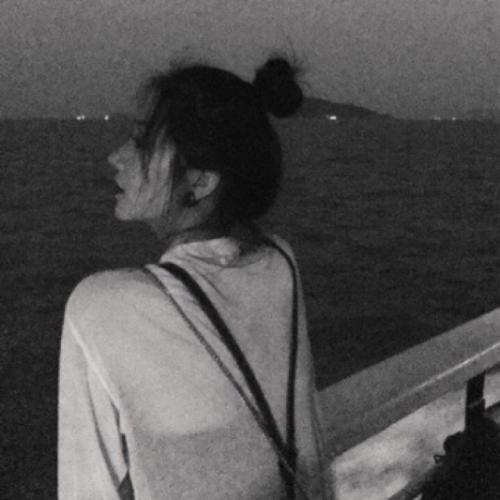 高清黑白女头像