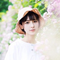 简单图案头像女