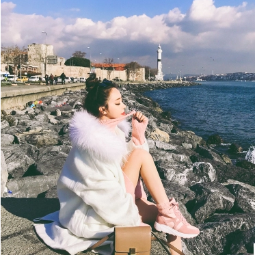 qq头像女纯欲