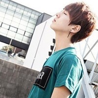 头像男伤感图片