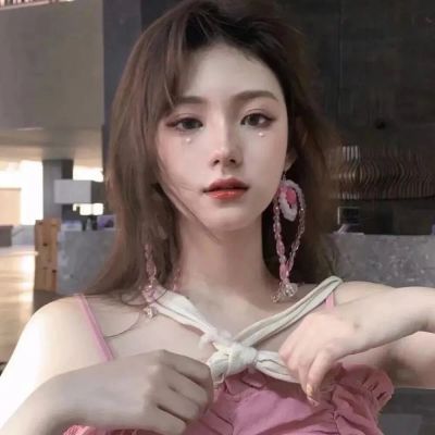 好看的头像真人女生高冷