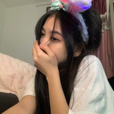 超好看的头像女简单