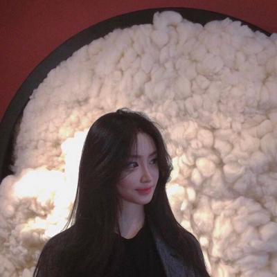 女人幸运又聚财的头像图片