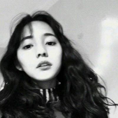 2次元头像女生冷酷霸气