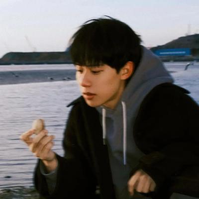 ins风格头像男生