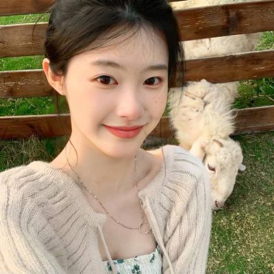 时尚头像女高冷霸气