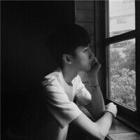 欧美白发男头像
