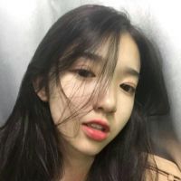 关于伤感网名女繁体字