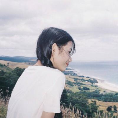 微信头像背影大海女生唯美
