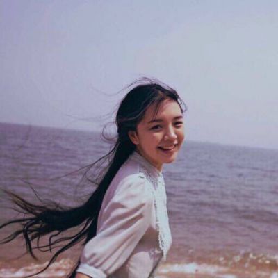 水墨头像简单干净