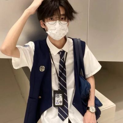 小众头像ins高级质感男