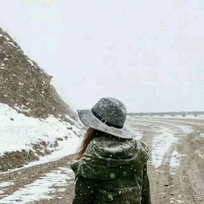 2023微信头像女最新版的背影