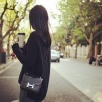 2023女人最走运头像背影