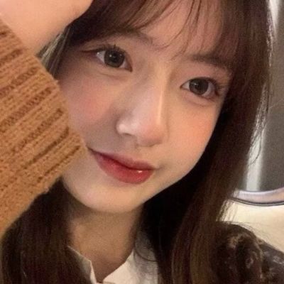 头像女真人温柔可爱