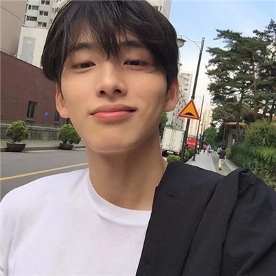 抖音最火头像男冷酷
