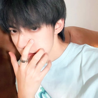 简约冷淡风头像男