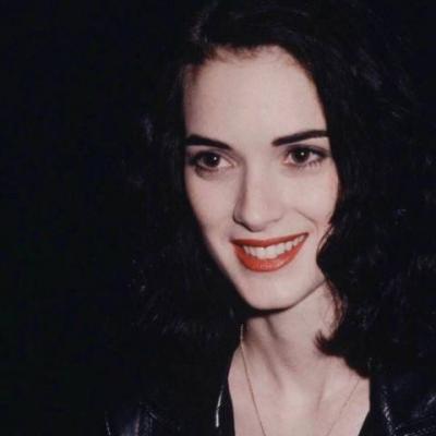 高中女生头像简单气质